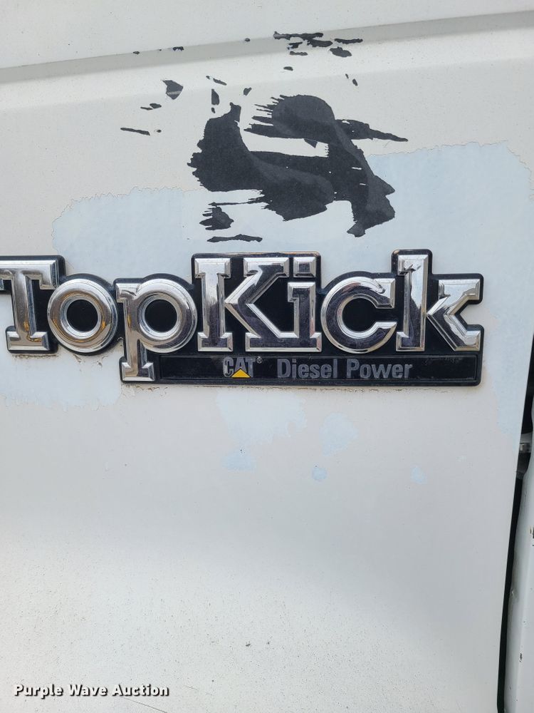 image for item KO9793 1990 GMC Top Kick C7000  utility / service truck