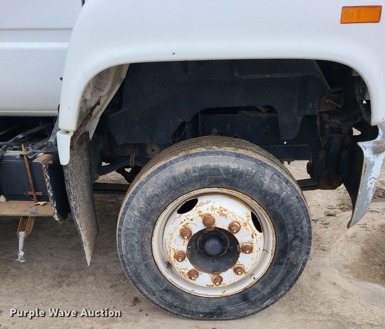 image for item KO9793 1990 GMC Top Kick C7000  utility / service truck