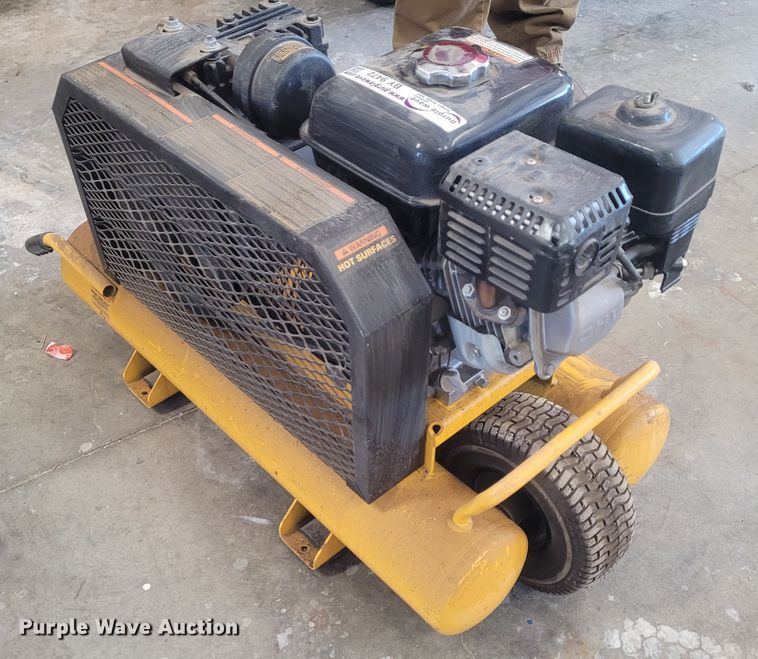 image for item BY9472 2006 DeWalt Emglo D55270  air compressor