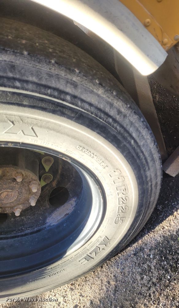 image for item BY9475 2007 Blue Bird Vision  school bus