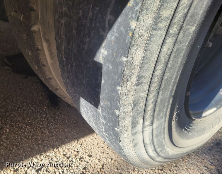 image for item BY9475 2007 Blue Bird Vision  school bus