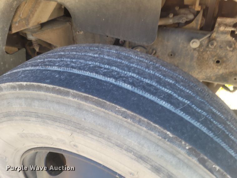 image for item BY9475 2007 Blue Bird Vision  school bus