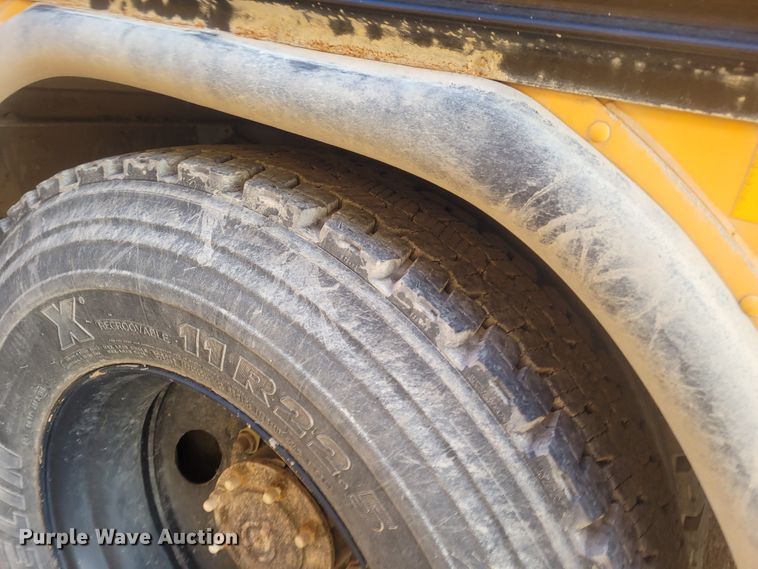 image for item BY9475 2007 Blue Bird Vision  school bus