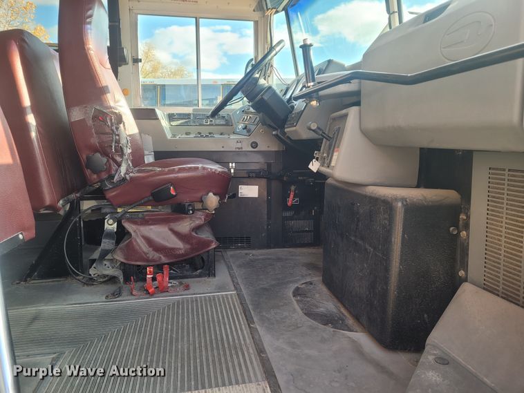 image for item BY9477 2007 Blue Bird Vision  school bus