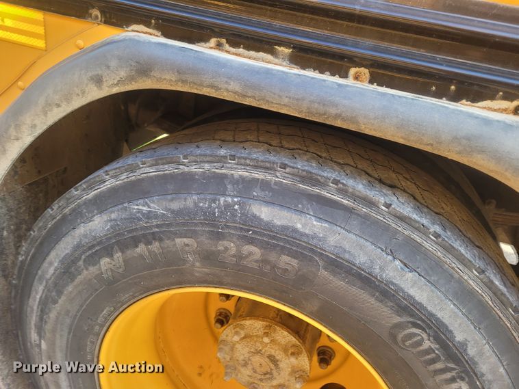 image for item BY9477 2007 Blue Bird Vision  school bus