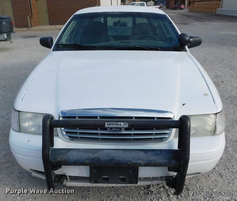 image for item DJ7571 2009 Ford Crown Victoria Police Interceptor