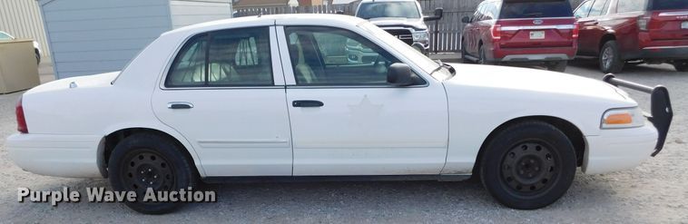 image for item DJ7571 2009 Ford Crown Victoria Police Interceptor