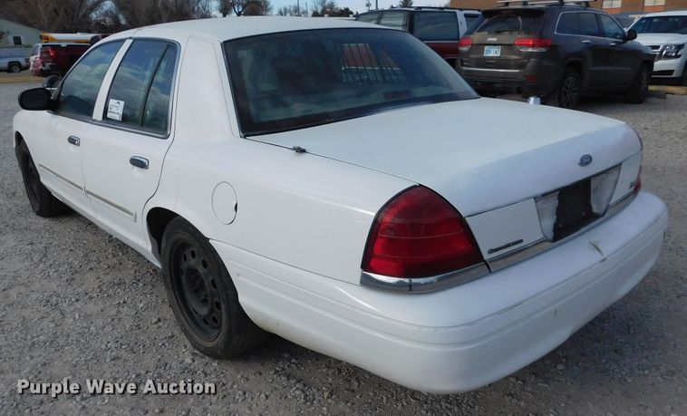 image for item DJ7571 2009 Ford Crown Victoria Police Interceptor