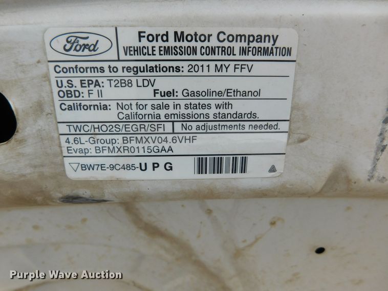 image for item DJ7571 2009 Ford Crown Victoria Police Interceptor