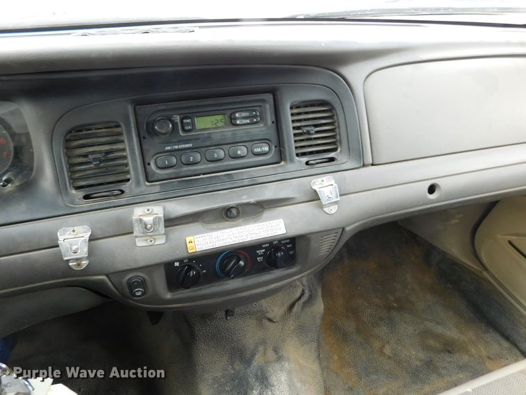 image for item DJ7571 2009 Ford Crown Victoria Police Interceptor