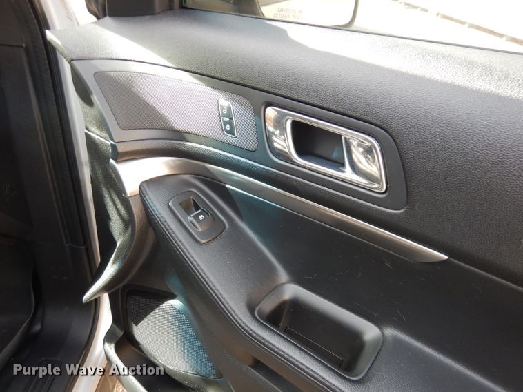 image for item DK3174 2016 Ford Explorer Police Interceptor  SUV