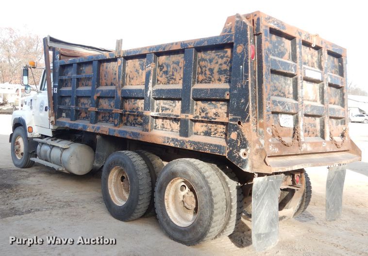 image for item DK3175 1994 Ford L9000 AeroMax  dump truck
