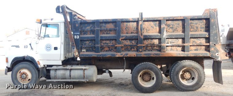 image for item DK3175 1994 Ford L9000 AeroMax  dump truck