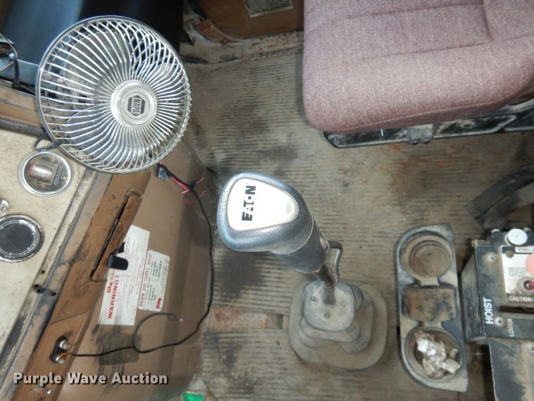 image for item DK3175 1994 Ford L9000 AeroMax  dump truck