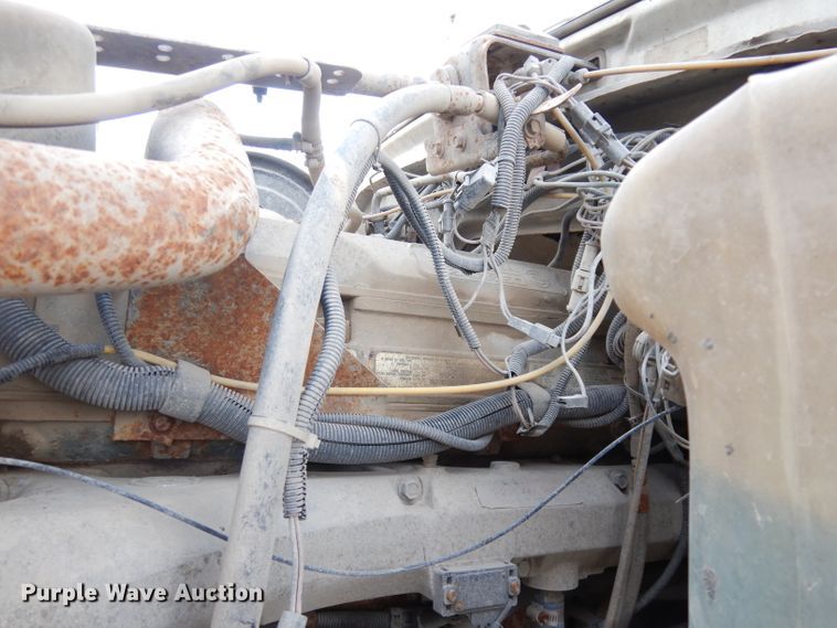 image for item DK3175 1994 Ford L9000 AeroMax  dump truck