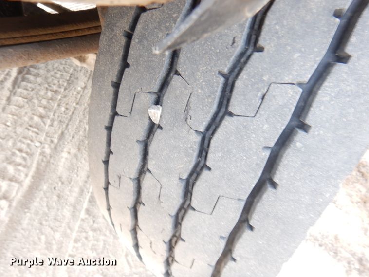 image for item DK3175 1994 Ford L9000 AeroMax  dump truck