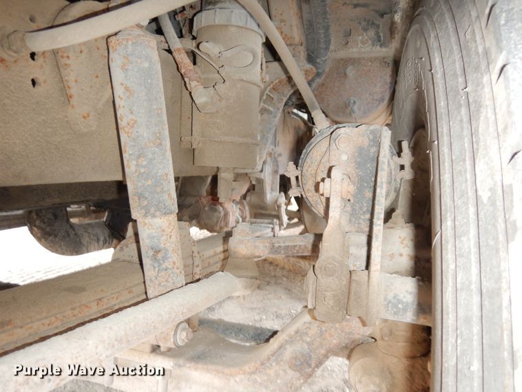 image for item DK3175 1994 Ford L9000 AeroMax  dump truck