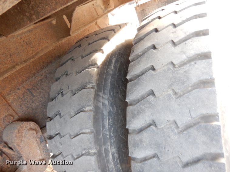 image for item DK3175 1994 Ford L9000 AeroMax  dump truck