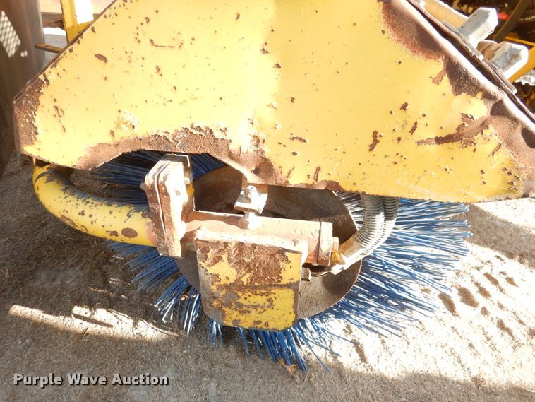 image for item DK3176 2013 Superior DT80CT  broom