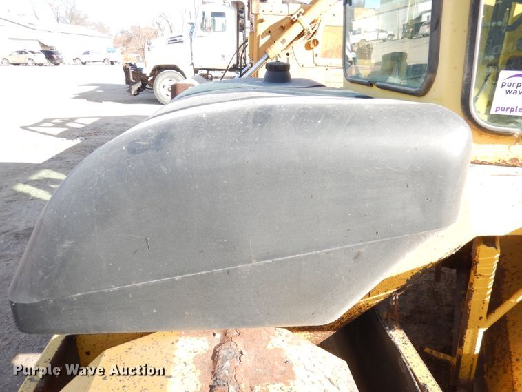 image for item DK3176 2013 Superior DT80CT  broom