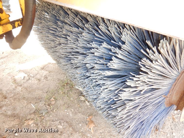 image for item DK3176 2013 Superior DT80CT  broom