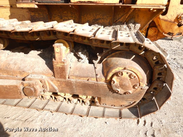 image for item DK3177 1975 Caterpillar D6C  dozer