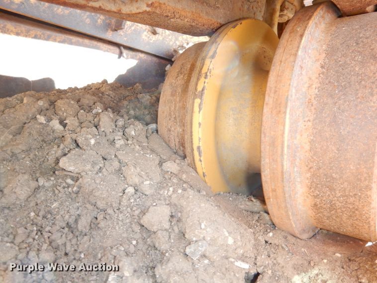 image for item DK3177 1975 Caterpillar D6C  dozer