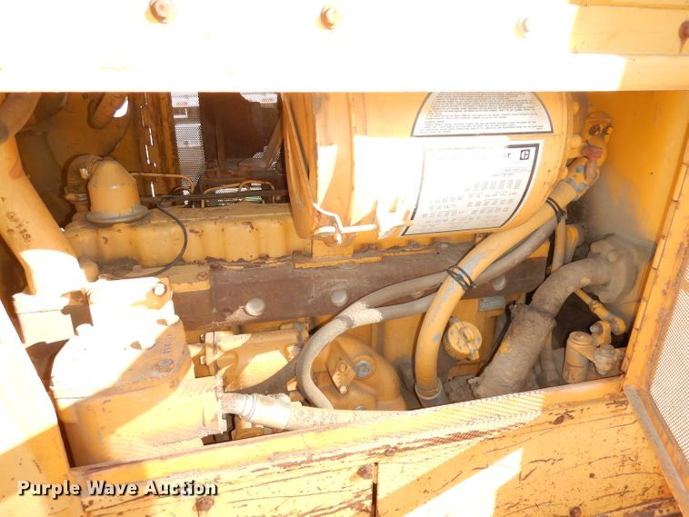 image for item DK3177 1975 Caterpillar D6C  dozer