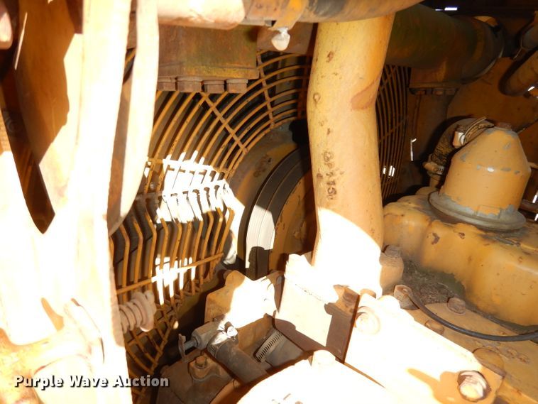 image for item DK3177 1975 Caterpillar D6C  dozer