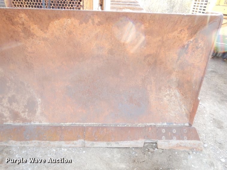 image for item DK3177 1975 Caterpillar D6C  dozer