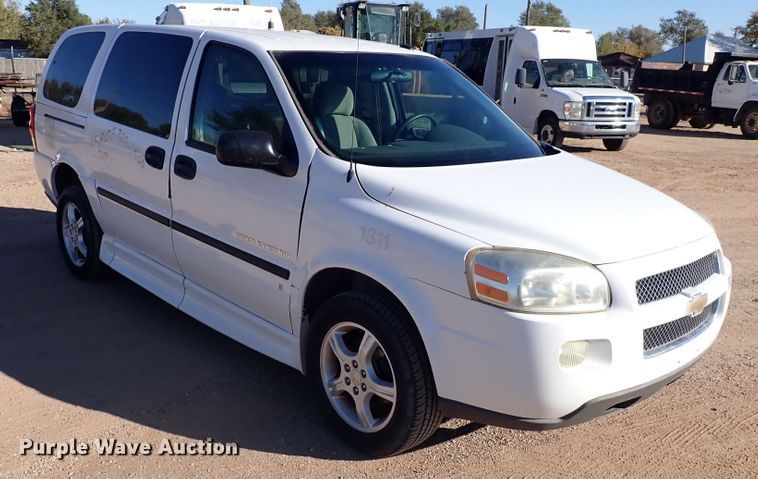 image for item DL6140 2007 Chevrolet Uplander  van