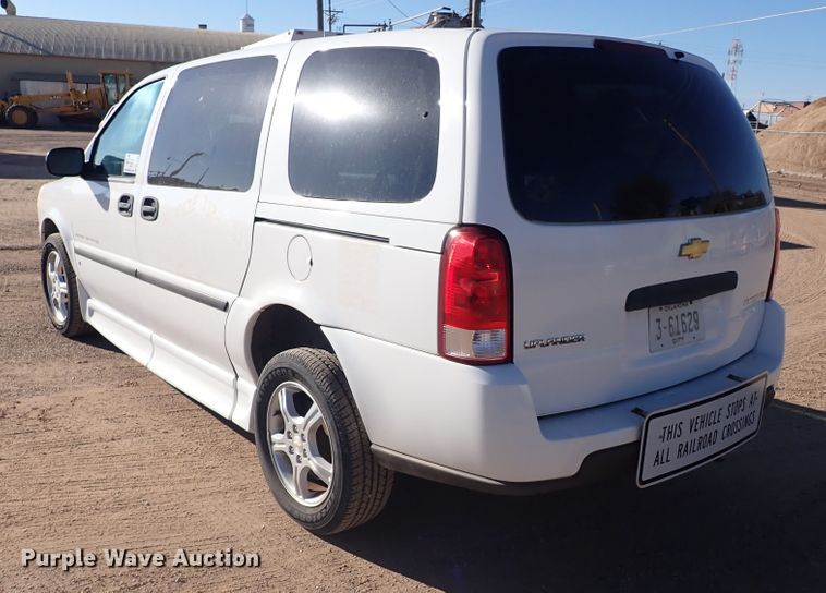 image for item DL6140 2007 Chevrolet Uplander  van