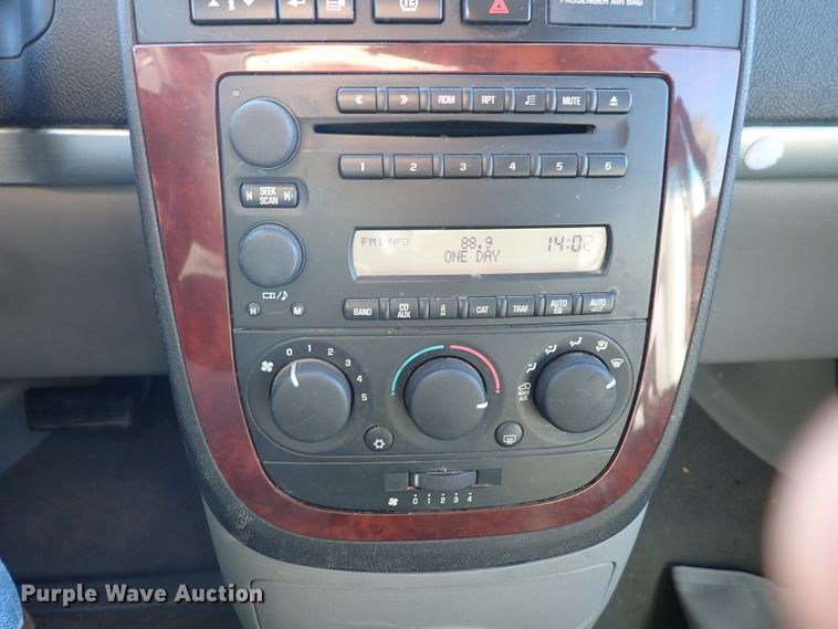 image for item DL6140 2007 Chevrolet Uplander  van