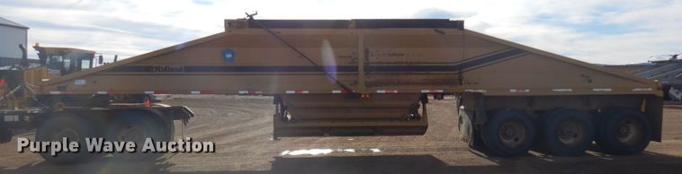 image for item DM5326 1996 Midland  bottom dump trailer