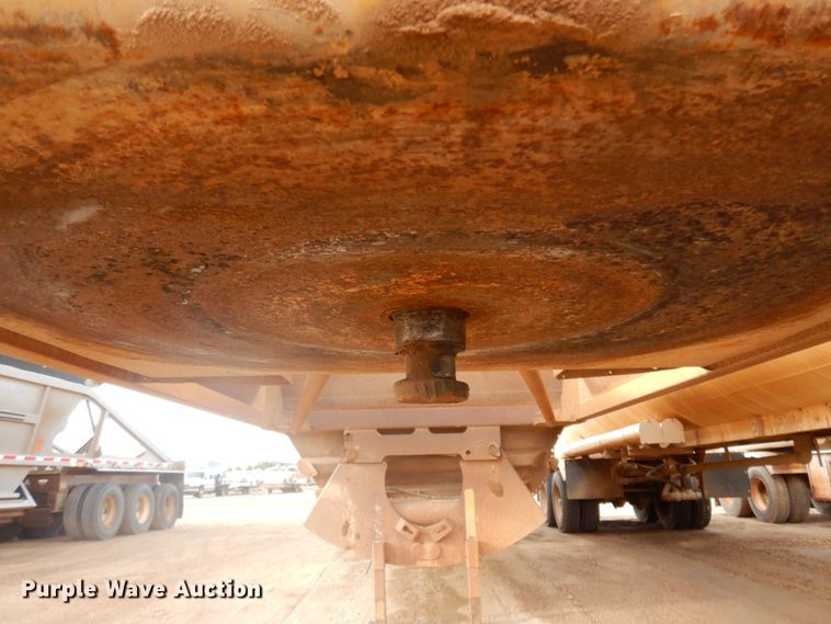 image for item DM5326 1996 Midland  bottom dump trailer