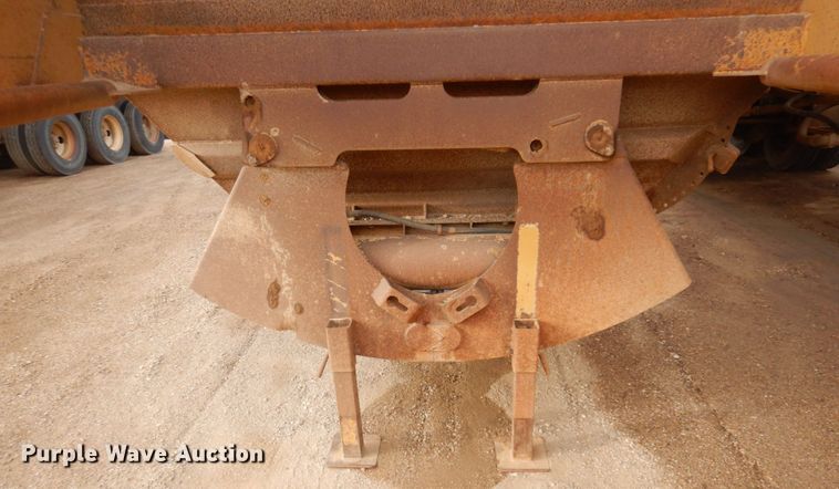 image for item DM5326 1996 Midland  bottom dump trailer