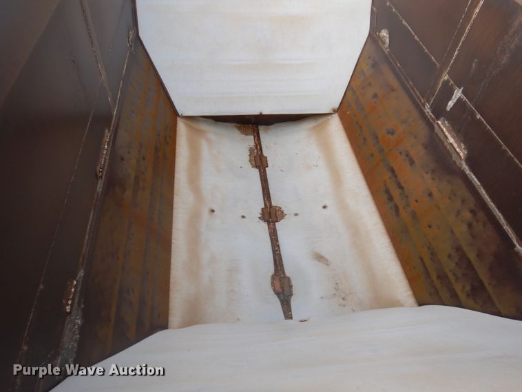 image for item DM5326 1996 Midland  bottom dump trailer