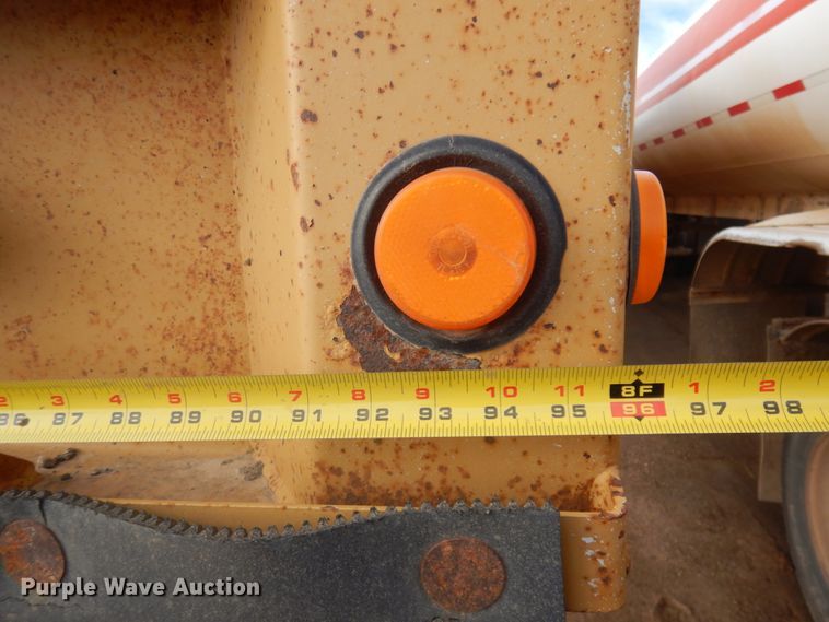 image for item DM5326 1996 Midland  bottom dump trailer