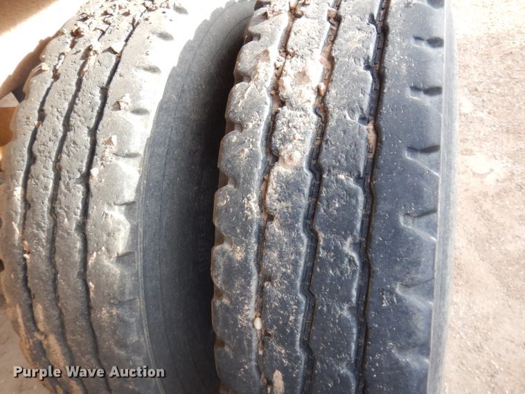 image for item DM5326 1996 Midland  bottom dump trailer