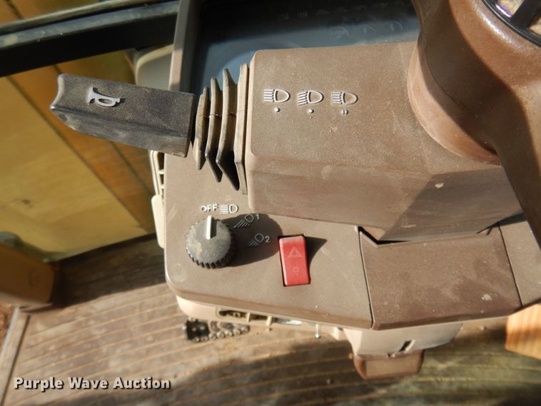 image for item DM5327 1998 John Deere 6410  MFWD tractor