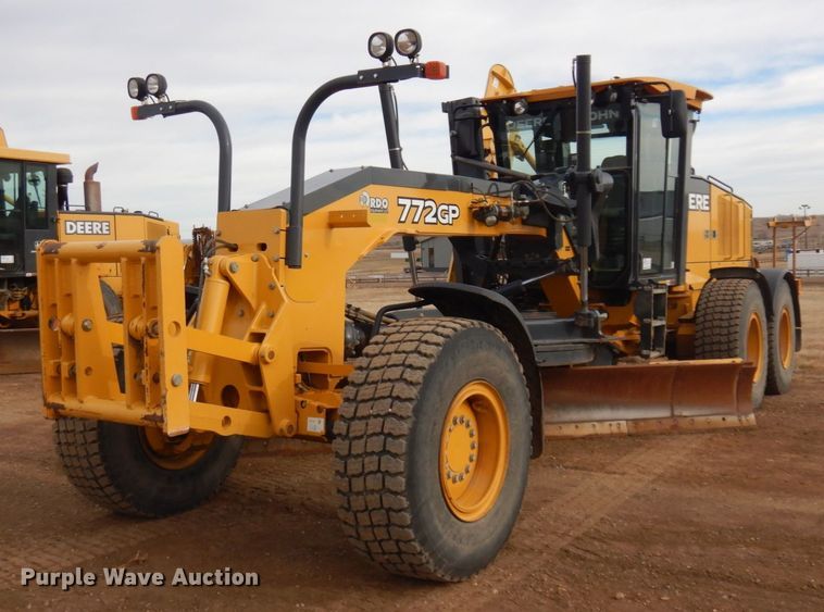 image for item DM5328 2014 John Deere 772GP  motor grader