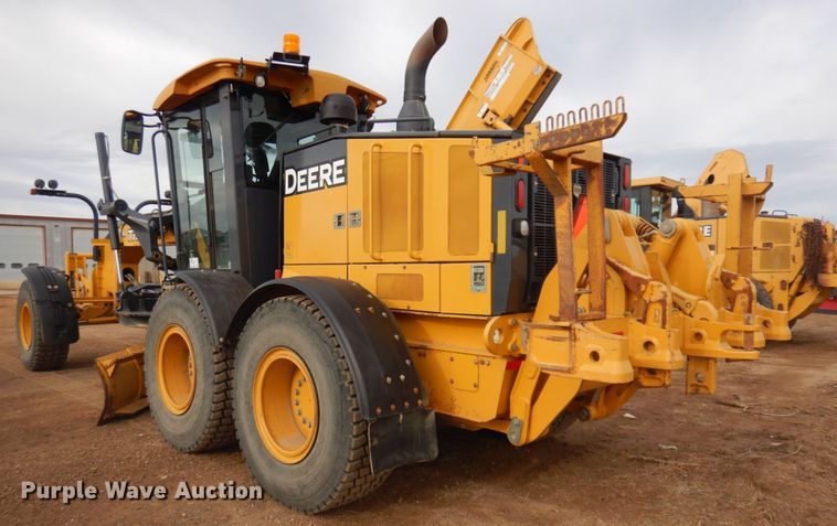 image for item DM5328 2014 John Deere 772GP  motor grader