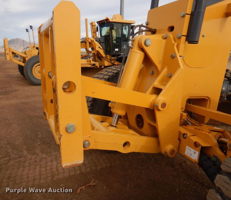 image for item DM5328 2014 John Deere 772GP  motor grader