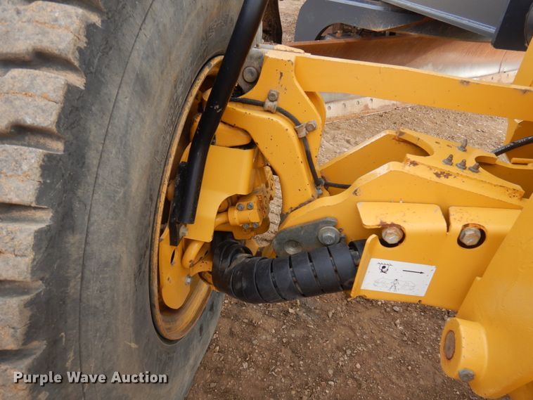 image for item DM5328 2014 John Deere 772GP  motor grader