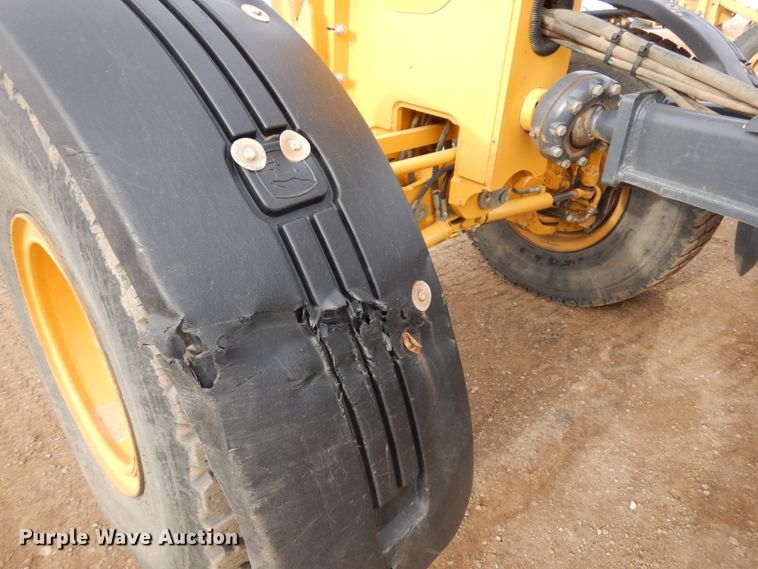 image for item DM5328 2014 John Deere 772GP  motor grader