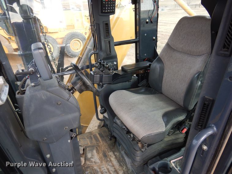 image for item DM5328 2014 John Deere 772GP  motor grader