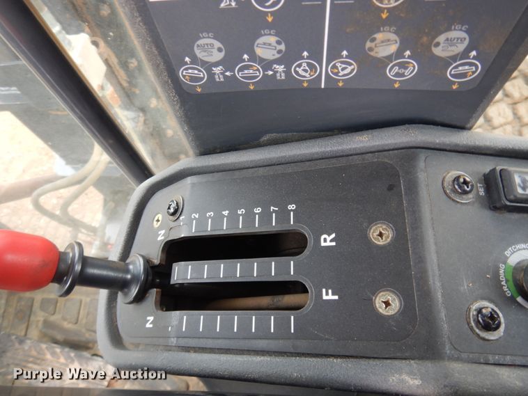 image for item DM5328 2014 John Deere 772GP  motor grader