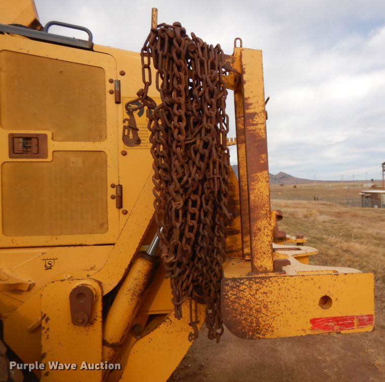 image for item DM5329 2004 John Deere 770CH  motor grader