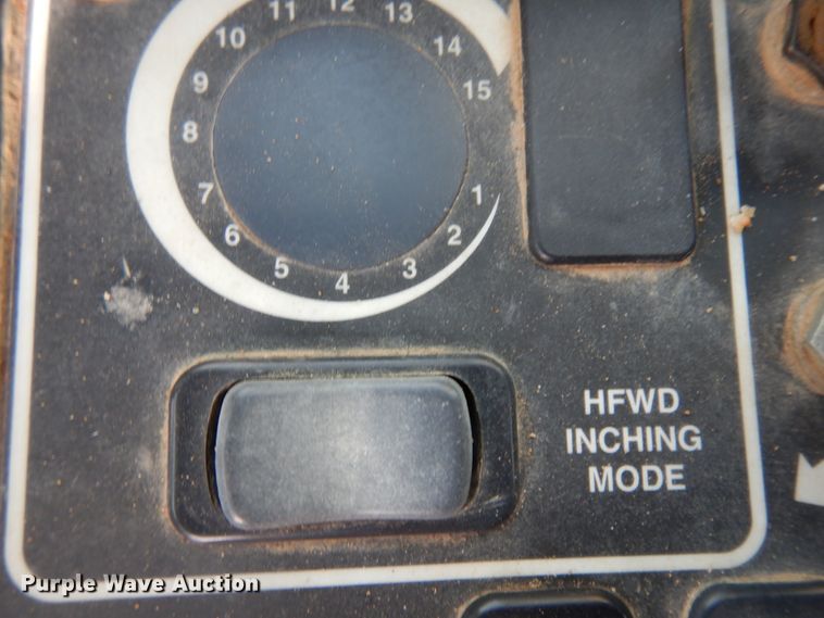 image for item DM5329 2004 John Deere 770CH  motor grader