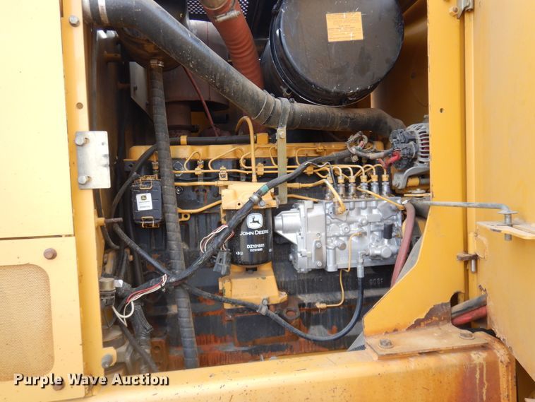 image for item DM5329 2004 John Deere 770CH  motor grader